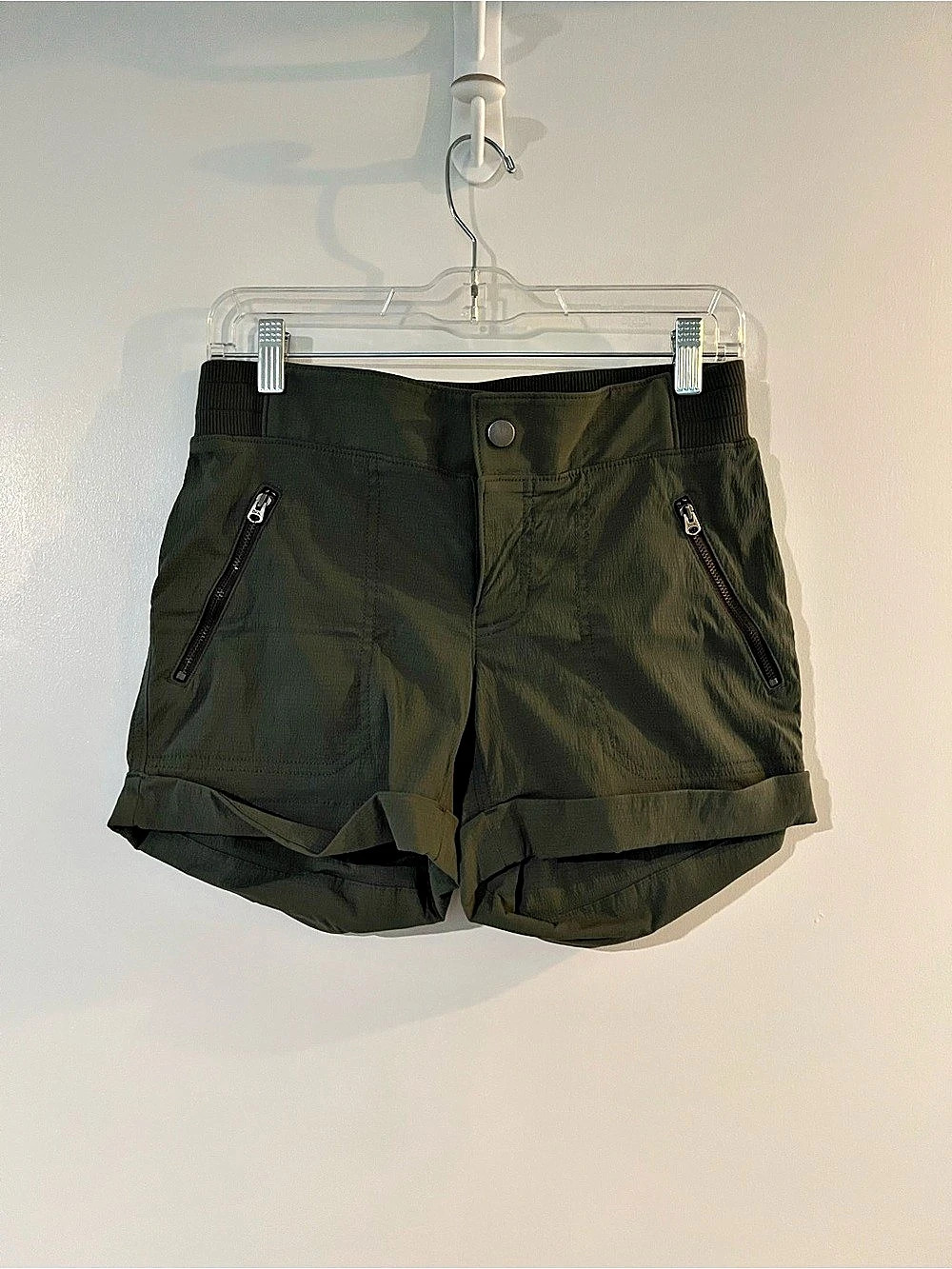Athleta Women's Athletic Shorts Green Medium